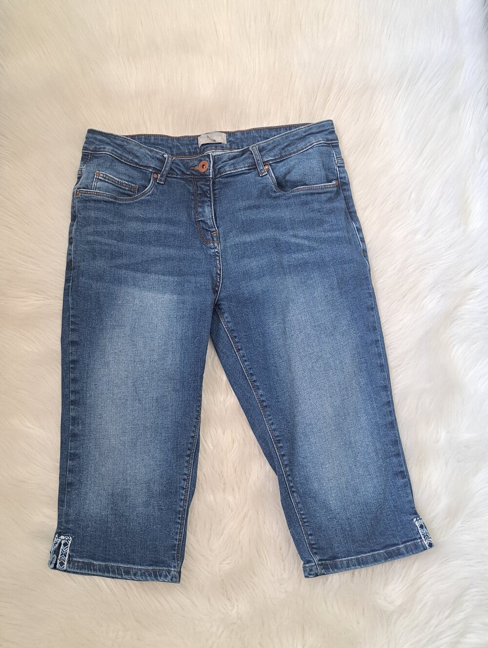 Blue Motion Denim Bermudas